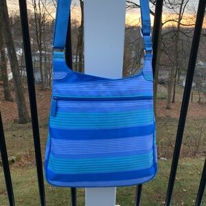 Vera Bradley Blue Tonal Aqua and Blue Crossbody Bag NWOT